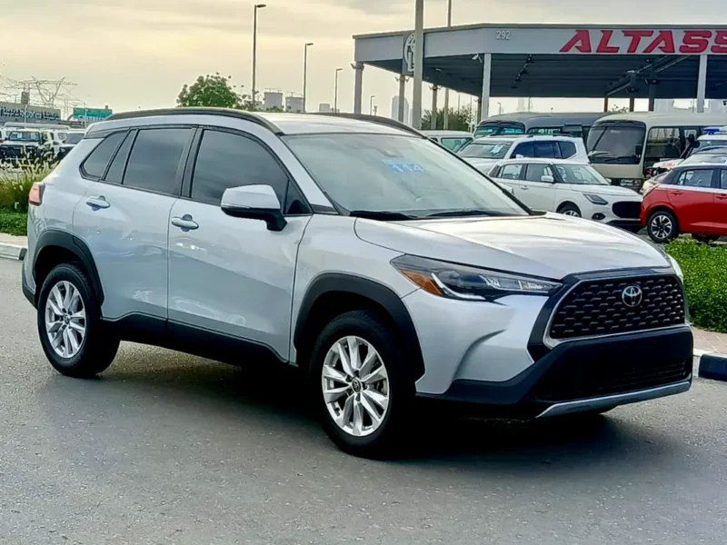 2022 Toyota Corolla Cross LE 4 Cylinders Petrol Engine Silver Black SUV Excellent Condition