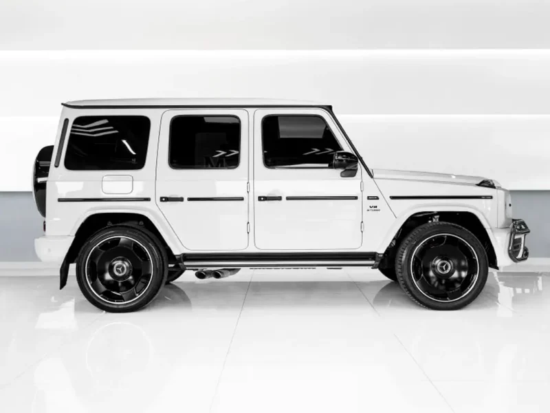 2023 Mercedes-Benz G-Class G 63 AMG 4.0L V8 Bi-Turbo Petrol Engine White Red SUV