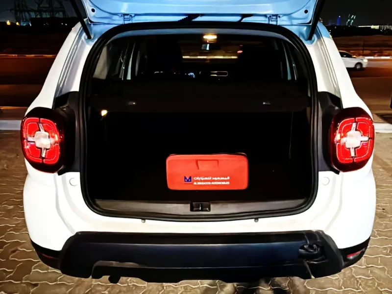 2023 Renault Duster LE 4 Cylinders Petrol Engine White Grey SUV GCC Specs