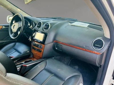 2008 Mercedes-Benz GL-Class GL 450 4matic 8 Cylinders Petrol Engine White Black SUV