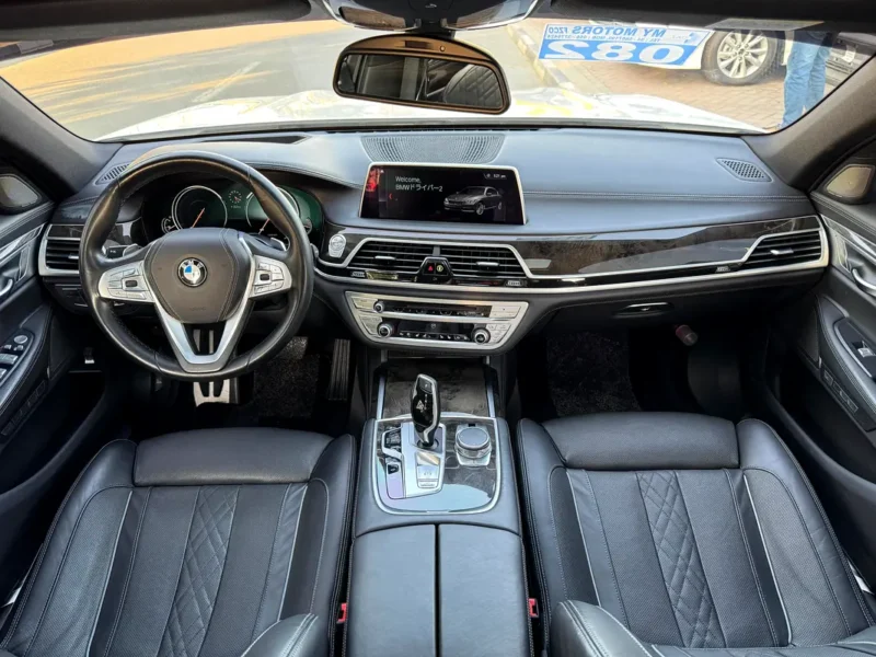 2017 BMW 7-Series 750Li 8 Cylinders Petrol Engine White Black Sedan CONDITION