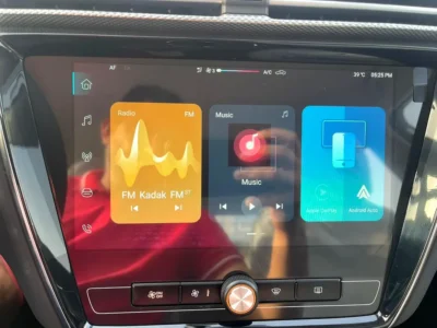 2024 MG MG5 Standard 4 Cylinders Petrol Engine Silver Grey Sedan GCC Specs