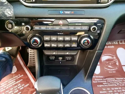 2020 Kia Sportage EX 4 Cylinders Petrol Engine Silver Black SUV Full Option