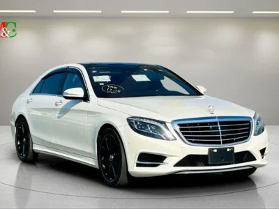 2015 Mercedes-Benz S-Class S 550 8 Cylinders Petrol Engine White Black Sedan