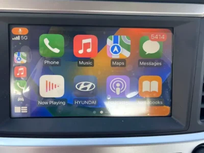 2023 Hyundai Accent GL 4 Cylinders Petrol Engine White Grey Sedan GCC Specs