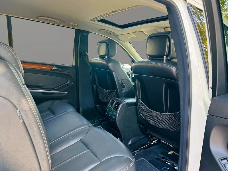 2008 Mercedes-Benz GL-Class GL 450 4matic 8 Cylinders Petrol Engine White Black SUV