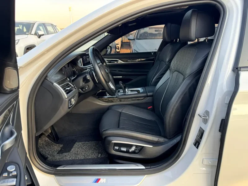 2017 BMW 7-Series 750Li 8 Cylinders Petrol Engine White Black Sedan CONDITION