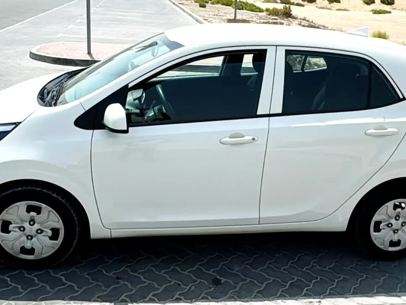 2023 Kia Picanto LX 4 Cylinders Petrol Engine White Black Hatchback GCC Specs