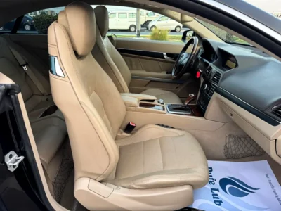 2011 Mercedes-Benz E-Class E550 V8 Petrol Engine Black Beige Coupe AUCTION GRADE 4/B