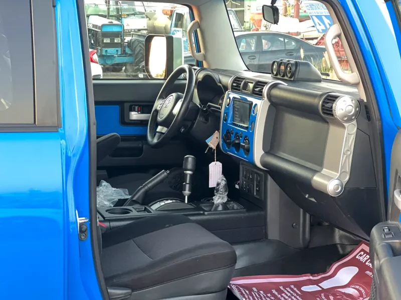2007 Toyota FJ Cruiser Extreme 6 Cylinders Petrol Engine Blue Black SUV NEAT AND CLEAN