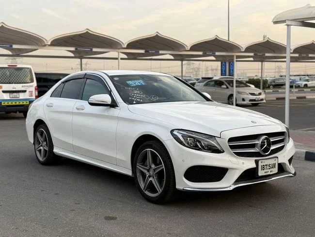 2015 Mercedes-Benz C200 4 Cylinders Petrol Engine White Black Sedan Mint Condition