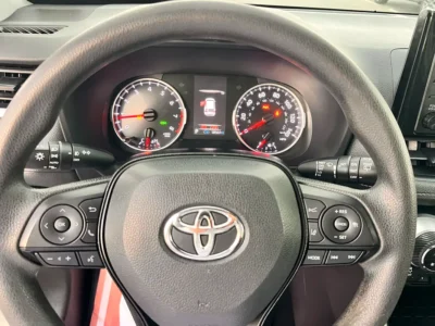 2021 Toyota Rav 4 XLE 4 Cylinders Petrol Engine Green Black SUV FULL OPTION