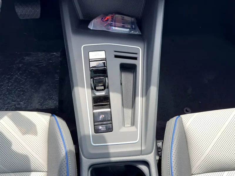 2025 Volkswagen Golf R 4 Cylinders Petrol Engine Grey Black Hatchback
