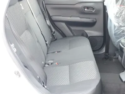 2025 Toyota Raize G 1.0 Litres 4 Cylinders Petrol Engine White Black SUV GCC Specs