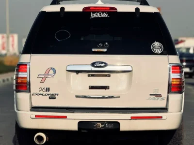 2010 Ford Explorer XLT 6 Cylinders Petrol Engine White Black SUV CLEAN TITLE