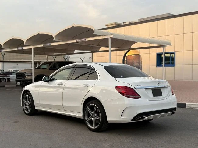 2015 Mercedes-Benz C200 4 Cylinders Petrol Engine White Black Sedan Mint Condition
