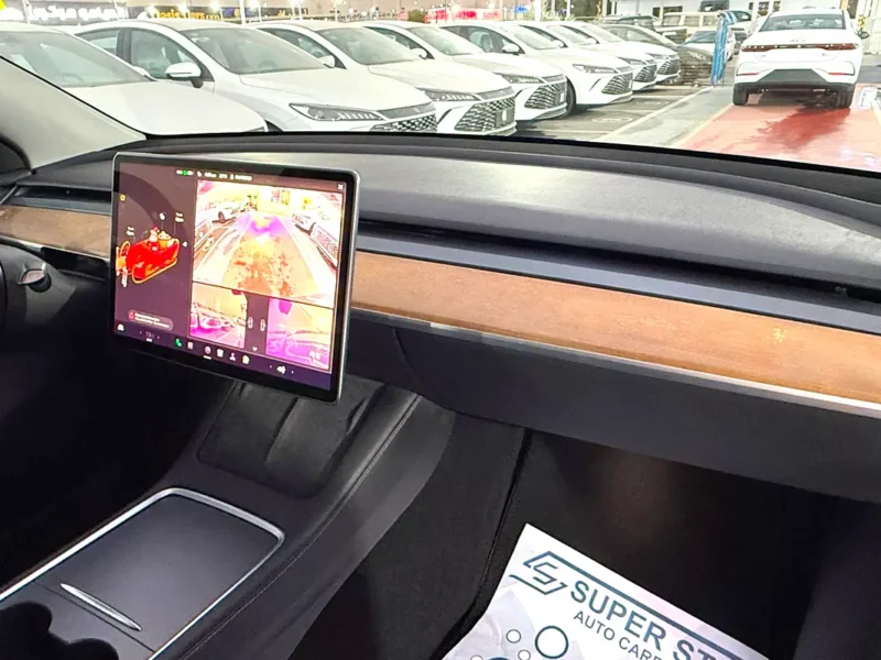 2022 Tesla Model Y Standard Electric Vehicle Black SUV 350 - 450 KM Range