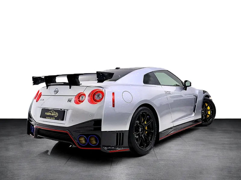 2023 Nissan GT-R Nismo 6 Cylinders Petrol Engine Silver Red Coupe FULL CARBON FULLY LOADED