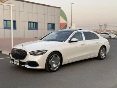 2022 Mercedes-Maybach S 580 4MATIC 4.0L V8 Biturbo with EQ Boost White Sedan