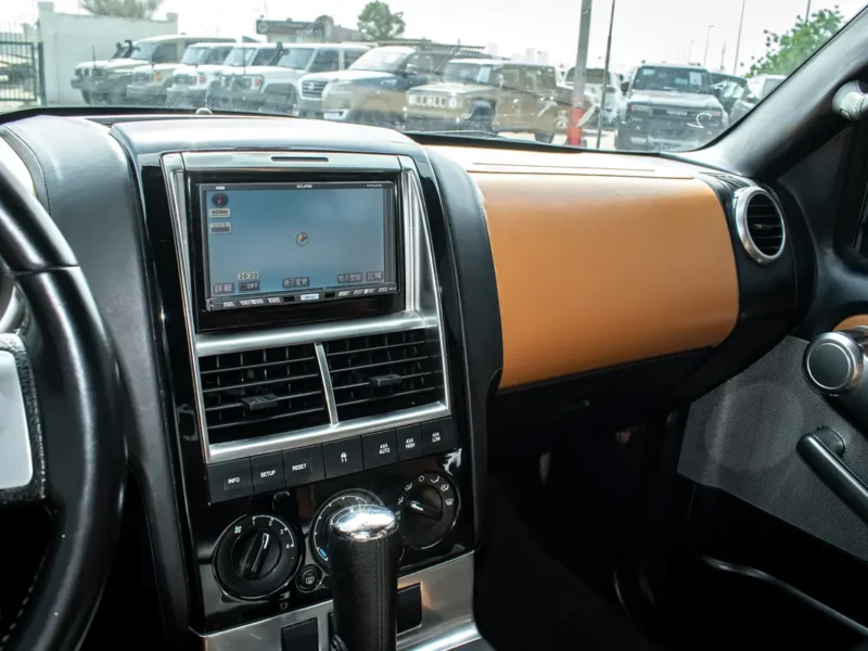 2007 Ford Explorer Base 6 Cylinders Petrol Engine Black Tan SUV Very Clean Car