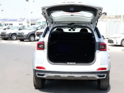 2025 Chery Tiggo 4 Other 3 Cylinders Petrol Engine Silver Black SUV GCC Specs