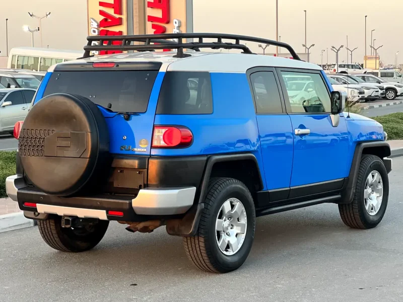 2007 Toyota FJ Cruiser Extreme 6 Cylinders Petrol Engine Blue Black SUV NEAT AND CLEAN