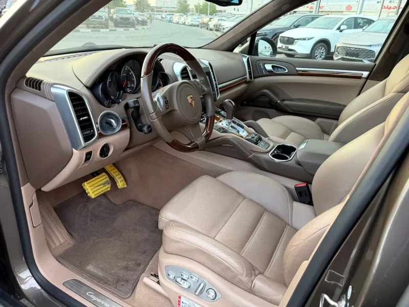 2014 Porsche Cayenne Turbo 4.8L 8 Cylinders Engine Brown Metallic SUV 4.5 GRADE