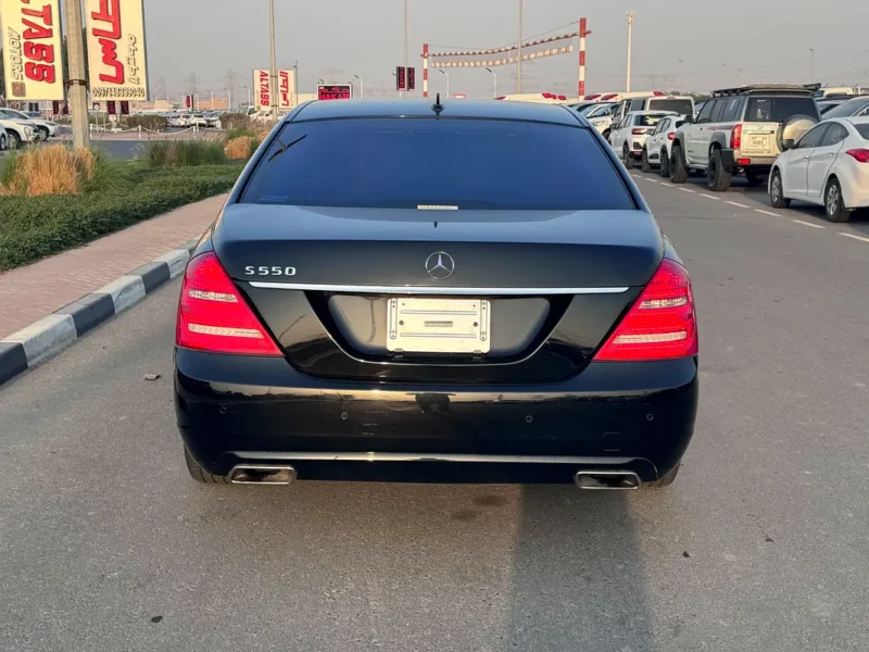 2012 Mercedes-Benz S-Class S 550 8 Cylinders Petrol Engine Black Sedan 4.5 GRADE
