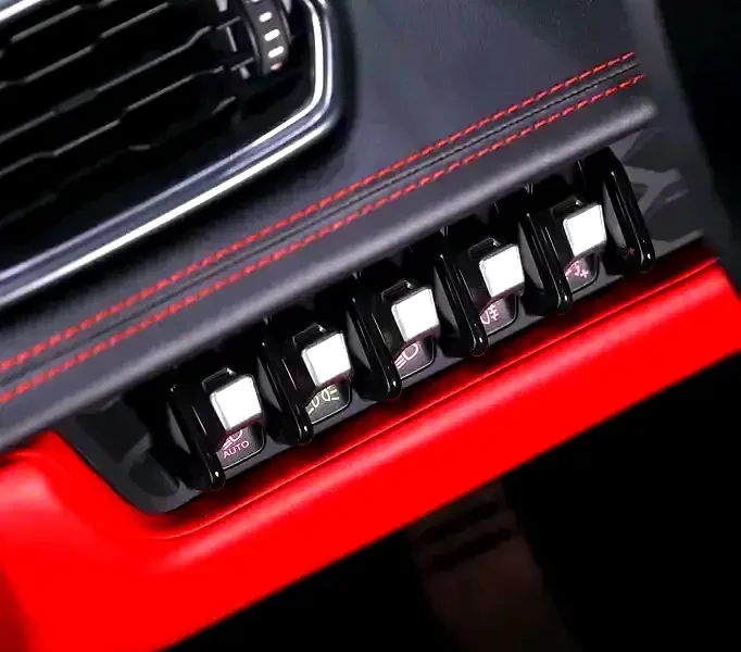 2015 Lamborghini Huracan LP 610-4 10 Cylinders Petrol Engine Purple Red Coupe GCC