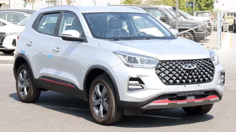 2025 Chery Tiggo 4 Other 3 Cylinders Petrol Engine Silver Black SUV GCC Specs