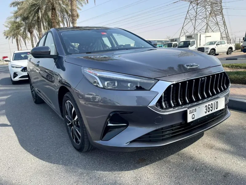 2023 JAC J7 Turbo 4 Cylinders Petrol Engine Grey Beige Sedan GCC Specs