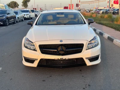 2011 Mercedes-Benz CLS-Class CLS 63 AMG 8 Cylinders Petrol Engine White Beige Sedan