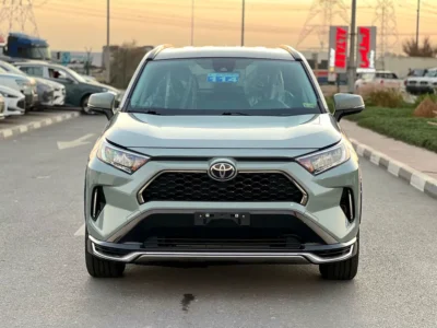 2021 Toyota Rav 4 XLE 4 Cylinders Petrol Engine Green Black SUV FULL OPTION