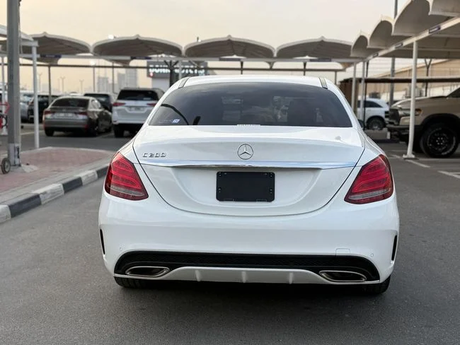 2015 Mercedes-Benz C200 4 Cylinders Petrol Engine White Black Sedan Mint Condition
