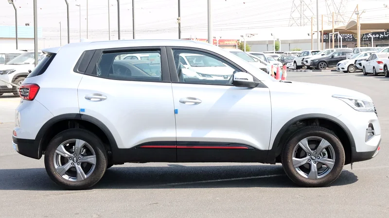 2025 Chery Tiggo 4 Other 3 Cylinders Petrol Engine Silver Black SUV GCC Specs