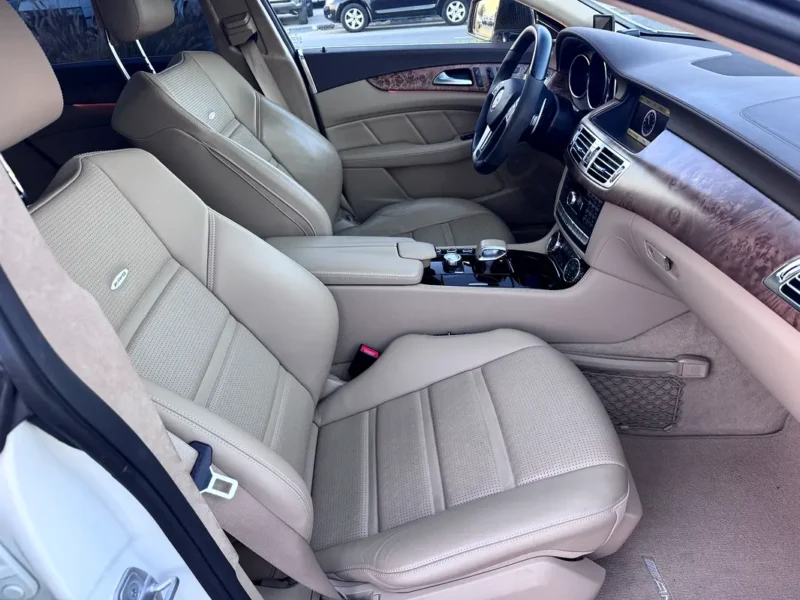 2011 Mercedes-Benz CLS-Class CLS 63 AMG 8 Cylinders Petrol Engine White Beige Sedan