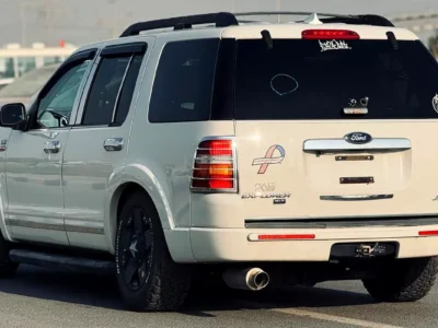 2010 Ford Explorer XLT 6 Cylinders Petrol Engine White Black SUV CLEAN TITLE
