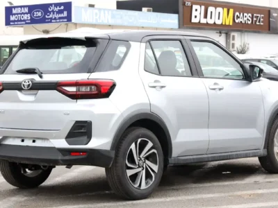 2025 Toyota Raize G 1.0 Litres 4 Cylinders Petrol Engine Silver Black SUV GCC Specs