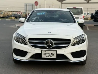 2015 Mercedes-Benz C200 4 Cylinders Petrol Engine White Black Sedan Mint Condition