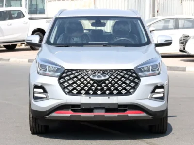 2025 Chery Tiggo 4 Other 3 Cylinders Petrol Engine Silver Black SUV GCC Specs