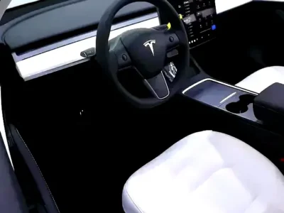 2024 Tesla Model Y Standard Electric Vehicle Blue White SUV 450 - 550 KM Range