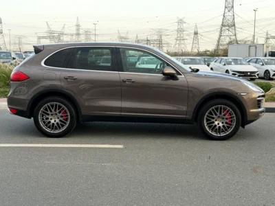 2014 Porsche Cayenne Turbo 4.8L 8 Cylinders Engine Brown Metallic SUV 4.5 GRADE