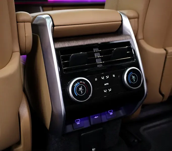 2025 Land Rover Range Rover HSE P530 8 Cylinders Petrol Engine White Tan SUV FULLY LOADED