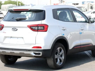 2025 Chery Tiggo 4 Other 3 Cylinders Petrol Engine Silver Black SUV GCC Specs