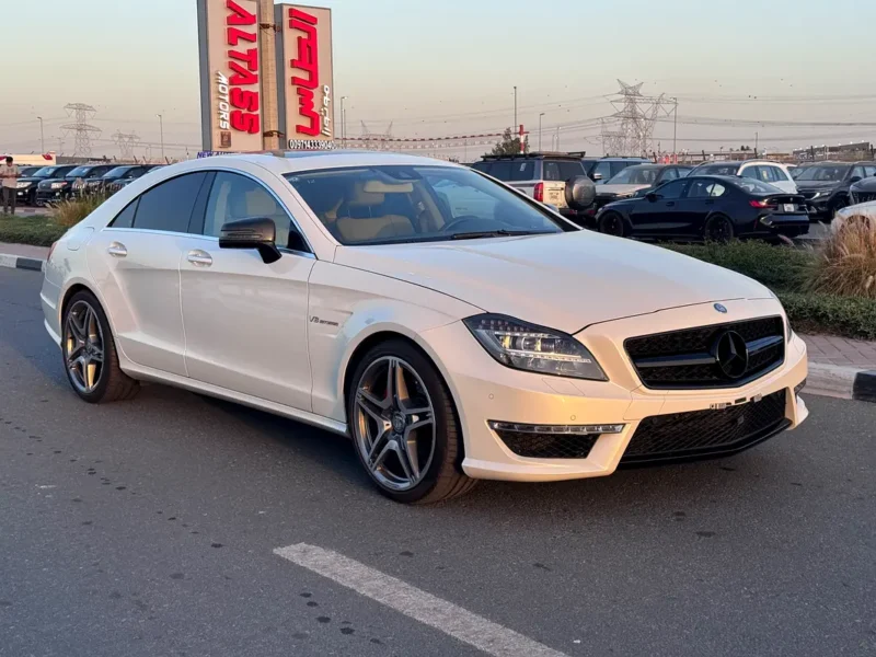2011 Mercedes-Benz CLS-Class CLS 63 AMG 8 Cylinders Petrol Engine White Beige Sedan