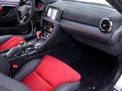 2023 Nissan GT-R Nismo 6 Cylinders Petrol Engine Silver Red Coupe FULL CARBON FULLY LOADED