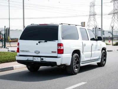 2001 GMC Yukon XL Denali 8 Cylinders Petrol Engine White Beige SUV Very Clean Car