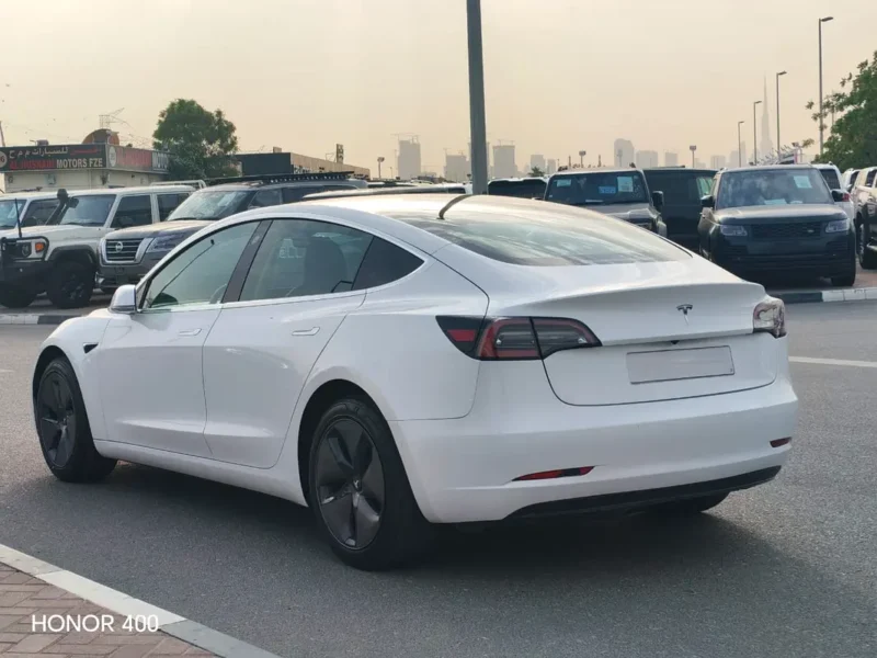 2020 Tesla Model 3 Standard Electric Vehicle 350 - 450 KM Range White Black Sedan