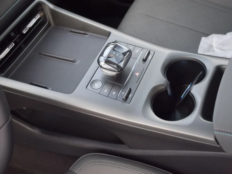 2025 BYD QIN PLUS DM-i 55-km 1.5L 4 Cylinders Plug in Hybrid Engine White Grey Sedan