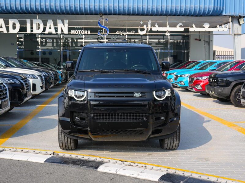 2025 Land Rover Defender 5.0 Litres Supercharged V8 Petrol Engine Black SUV